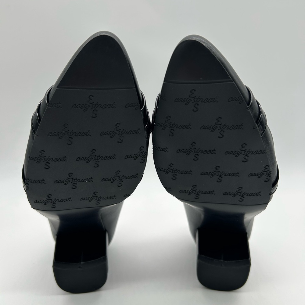 Easy Street Millie Black Pumps Size 11 Medium Low Block Heel with Patent Toe NWB - Picture 9 of 12